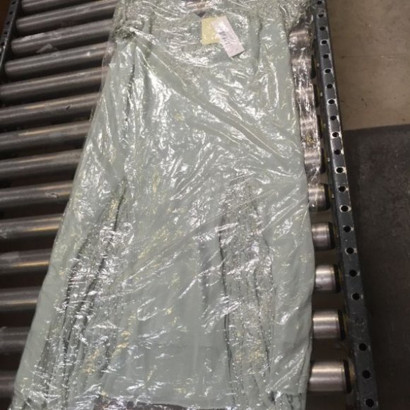 J Kara Women's Flutter Sleeve Hanky Hem Short Cocktail Beaded Dress - Picture 3 of 6